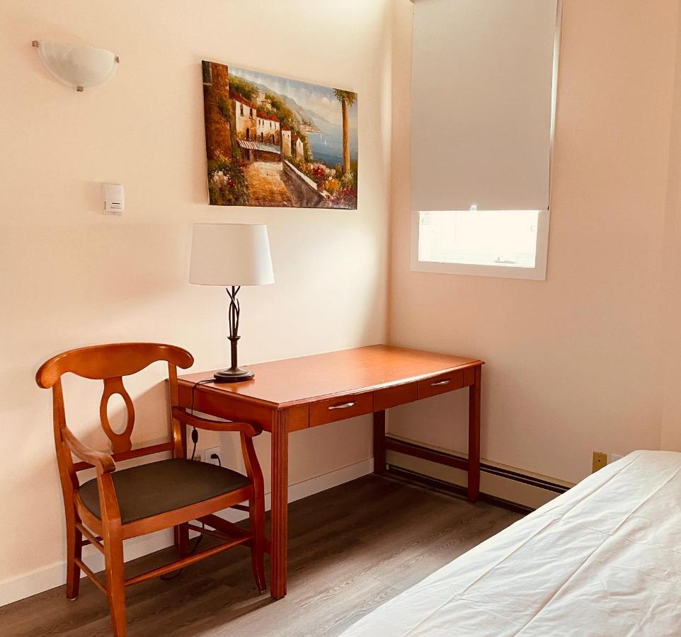 Unit #302 Mountain View 2 Beds In Dt Apartment Canmore Exterior photo