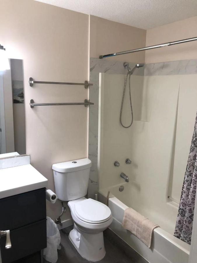 Unit #302 Mountain View 2 Beds In Dt Apartment Canmore Exterior photo